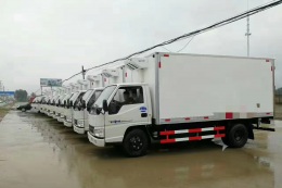 广东东莞大型运输公司采购28台江铃冷藏车